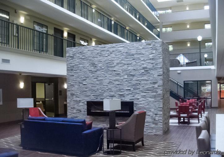Comfort Suites Near Potomac Mills Вудбридж Экстерьер фото